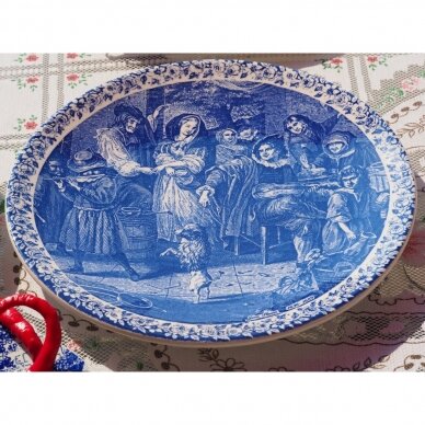 Delfts Blauw lėkštė, dekoruota Jan Steen paveikslo motyvais