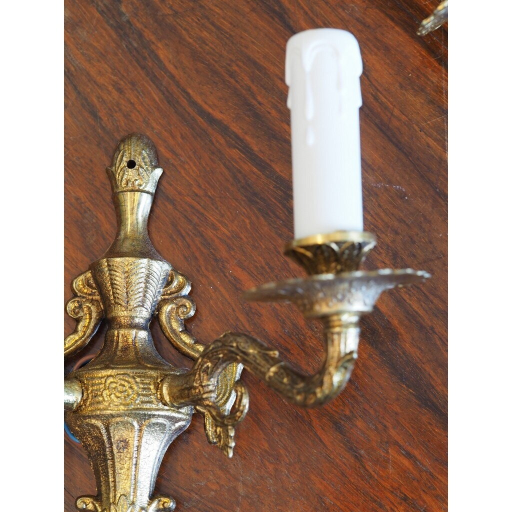 Dviejų elegantiškų žalvarinių šviestuvų komplektas 3