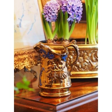 Lusterware ąsotėlis šokėjai Lusterware ąsotėlis šokėjai