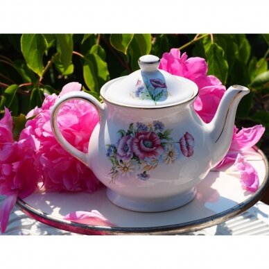 Sadler didelis arbatinukas, dekoruotas laukų gėlėmis